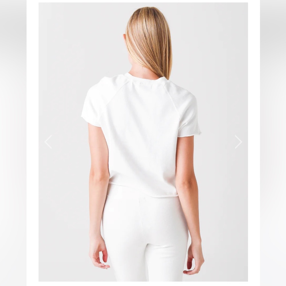 Monrow Cut-off Raglan Tee - Picture 5 of 11